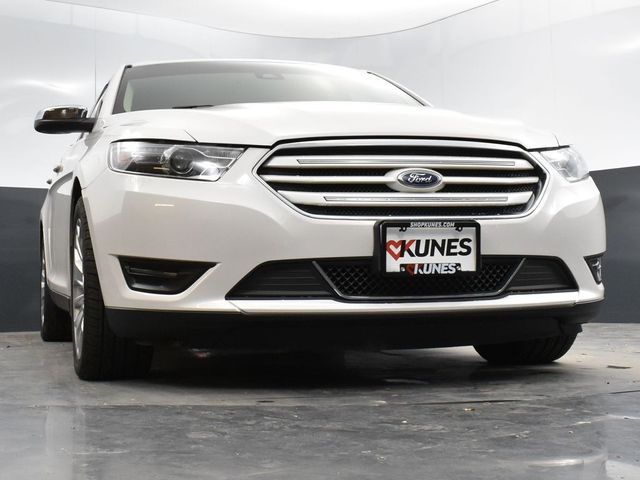 2018 Ford Taurus Limited