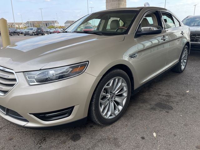 2018 Ford Taurus Limited