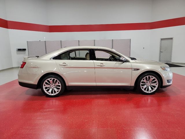 2018 Ford Taurus Limited