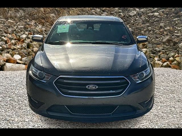 2018 Ford Taurus Limited