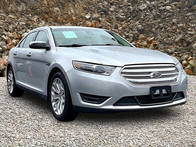 2018 Ford Taurus Limited