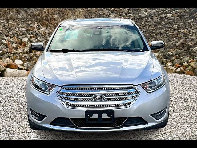 2018 Ford Taurus Limited