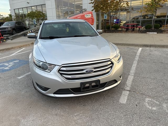 2018 Ford Taurus Limited