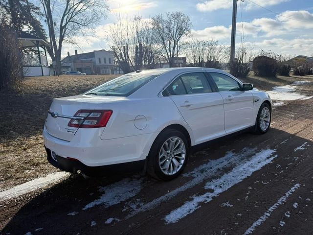 2018 Ford Taurus Limited