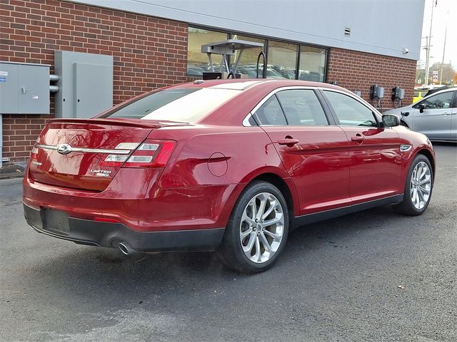 2018 Ford Taurus Limited