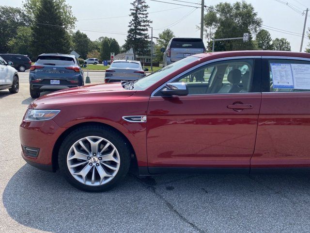 2018 Ford Taurus Limited