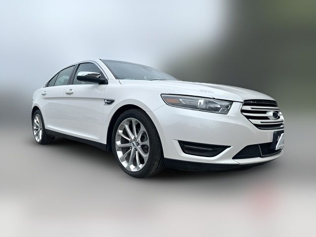 2018 Ford Taurus Limited