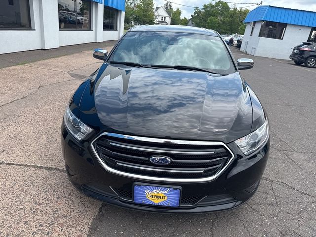 2018 Ford Taurus Limited