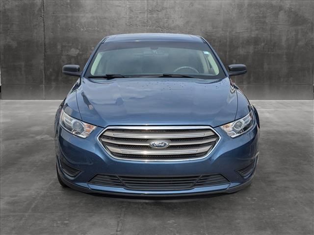 2018 Ford Taurus SE