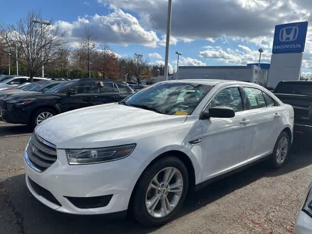 2018 Ford Taurus SE