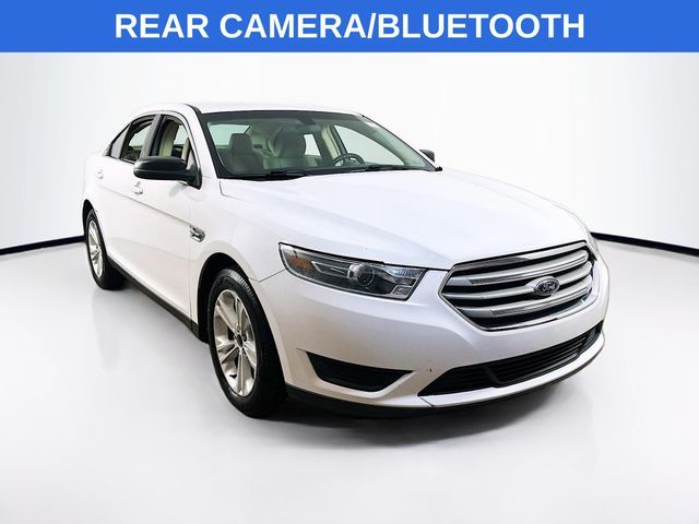 2018 Ford Taurus SE
