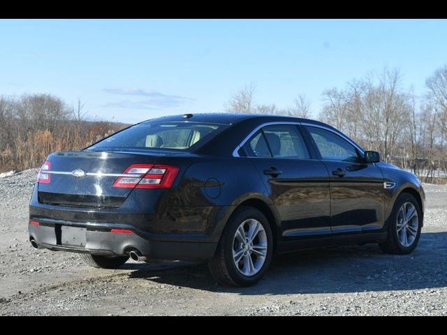 2018 Ford Taurus SE