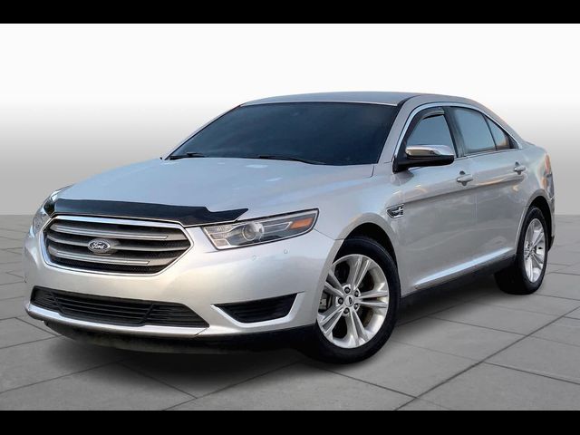 2018 Ford Taurus SE