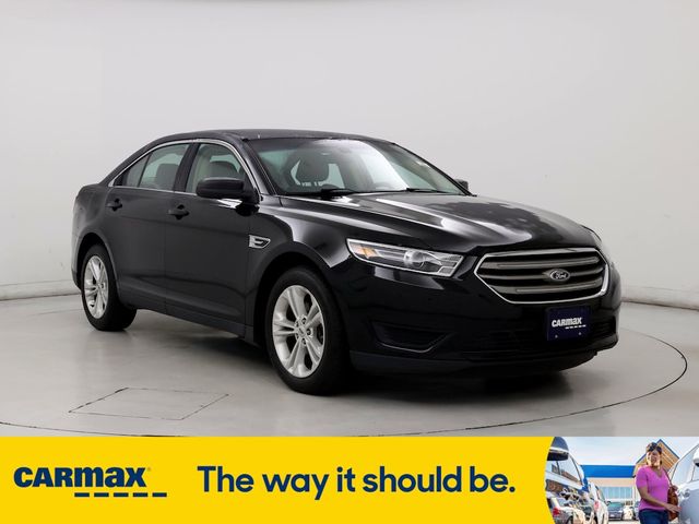 2018 Ford Taurus SE