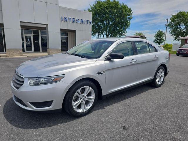 2018 Ford Taurus SE