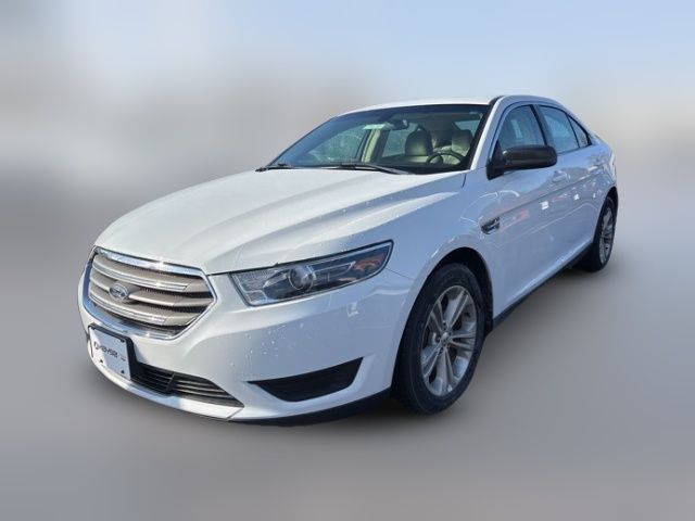 2018 Ford Taurus SE