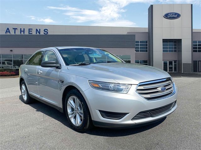 2018 Ford Taurus SE