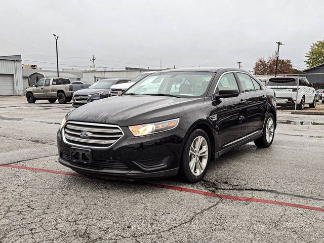 2018 Ford Taurus SE