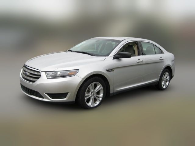 2018 Ford Taurus SE