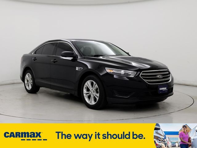 2018 Ford Taurus SE