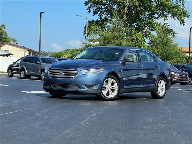 2018 Ford Taurus SE