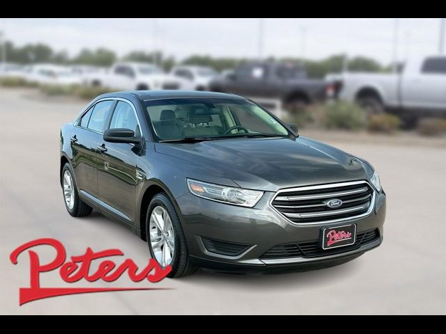 2018 Ford Taurus SE