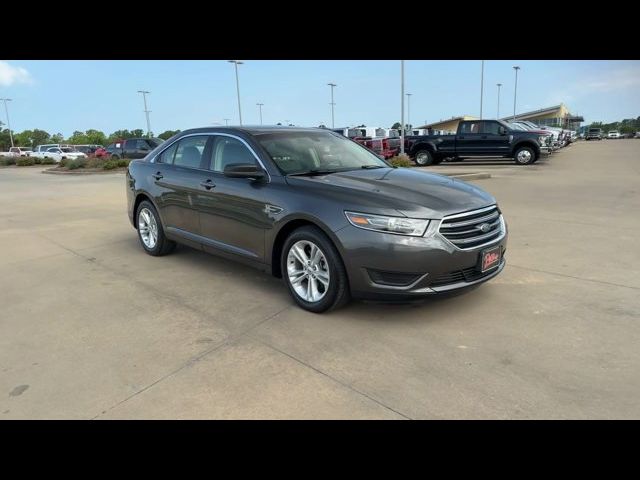 2018 Ford Taurus SE