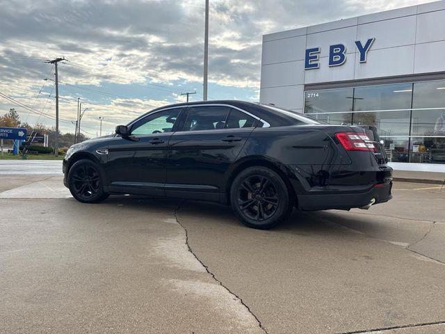 2018 Ford Taurus SE