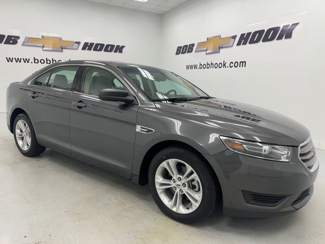 2018 Ford Taurus SE