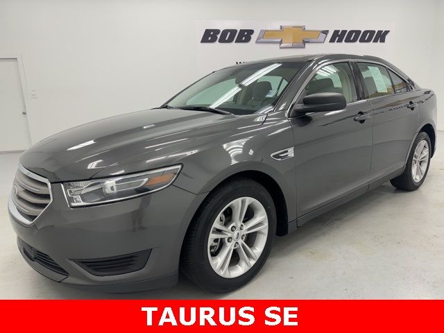 2018 Ford Taurus SE