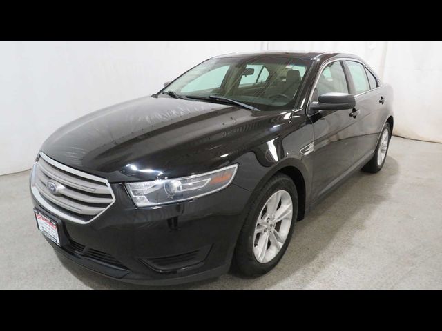 2018 Ford Taurus SE