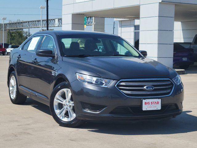 2018 Ford Taurus SE