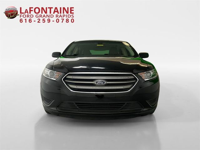 2018 Ford Taurus SE