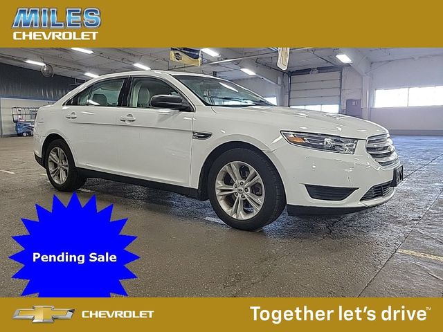 2018 Ford Taurus SE