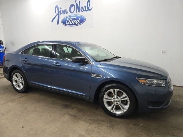 2018 Ford Taurus SE