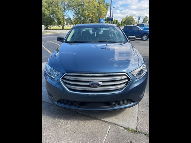 2018 Ford Taurus SE