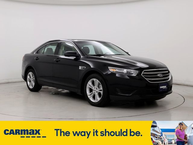 2018 Ford Taurus SE