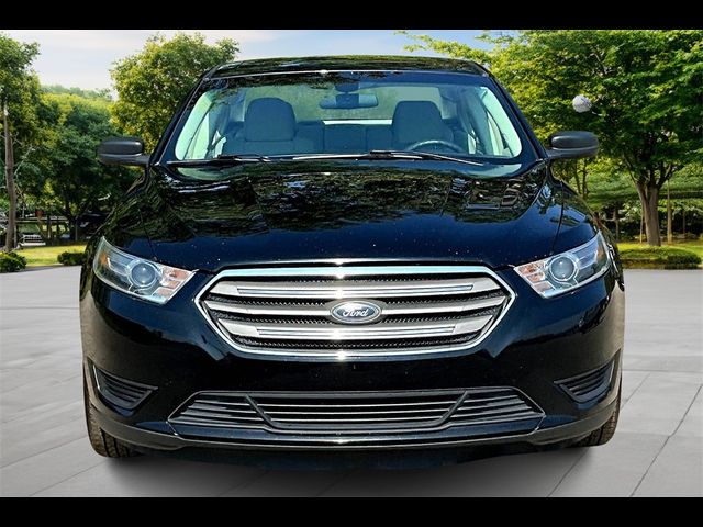 2018 Ford Taurus SE