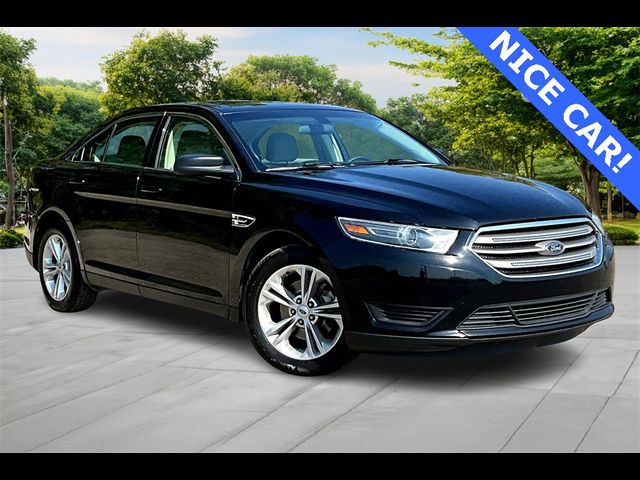 2018 Ford Taurus SE