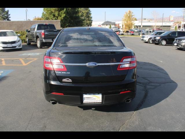 2018 Ford Taurus SE