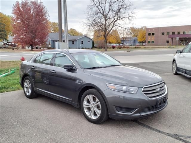 2018 Ford Taurus SE