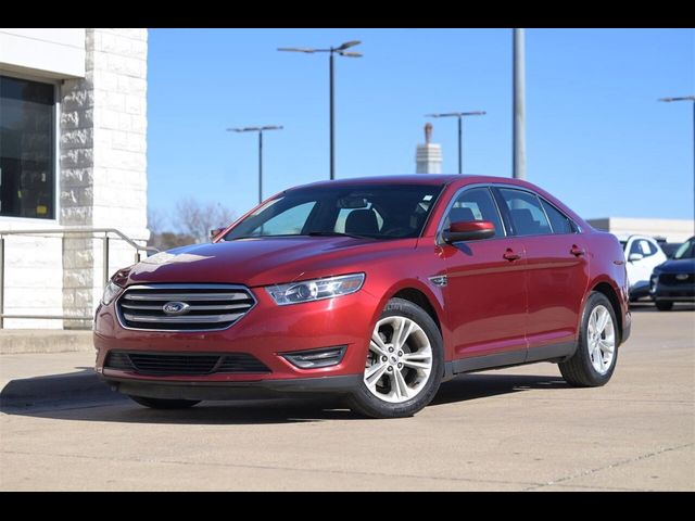 2018 Ford Taurus SEL