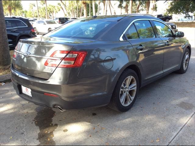 2018 Ford Taurus SEL