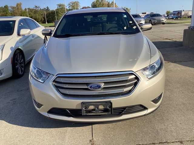 2018 Ford Taurus SEL