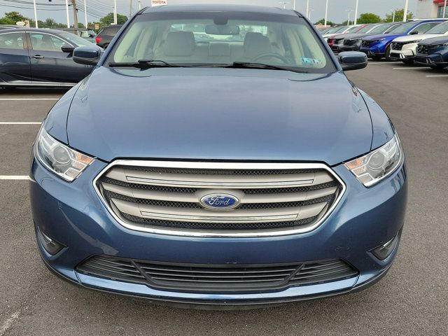 2018 Ford Taurus SEL