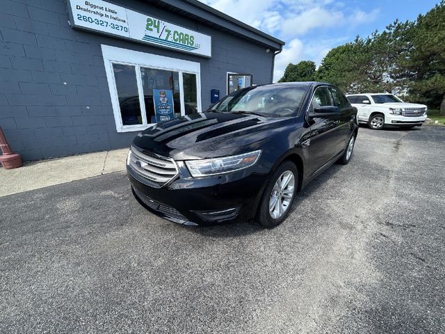 2018 Ford Taurus SEL