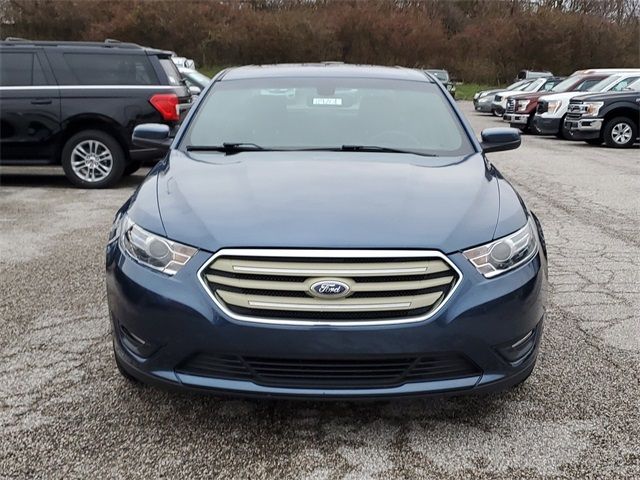 2018 Ford Taurus SEL