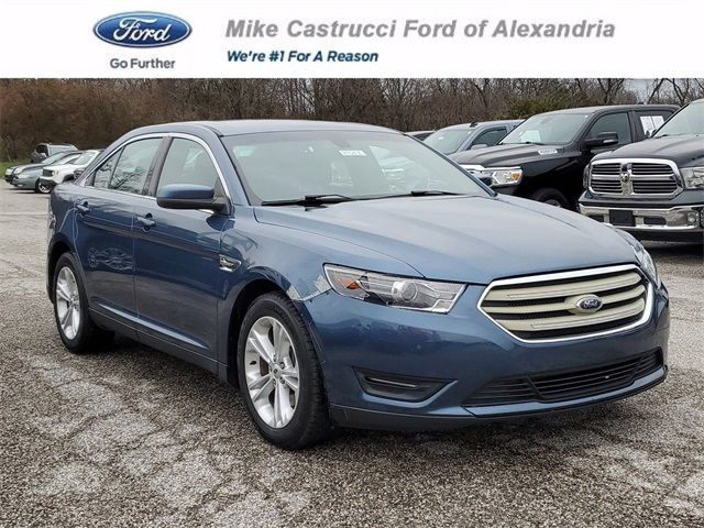 2018 Ford Taurus SEL