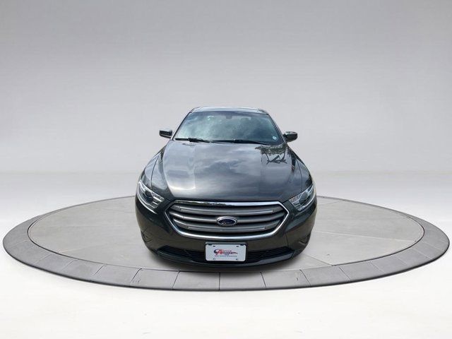 2018 Ford Taurus SEL