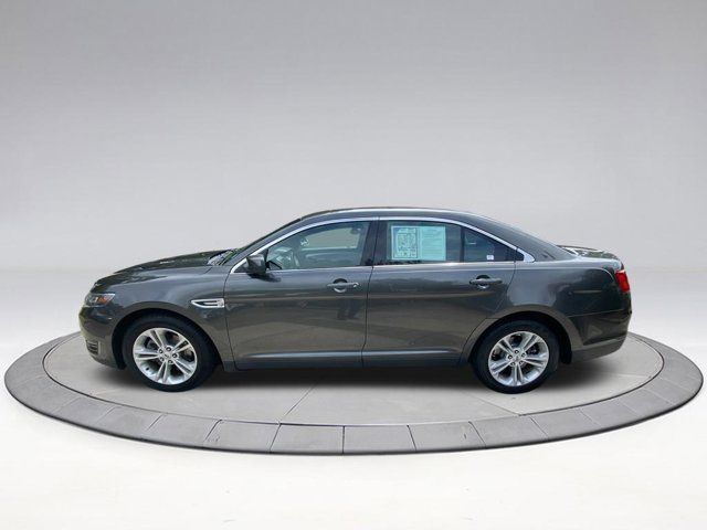 2018 Ford Taurus SEL